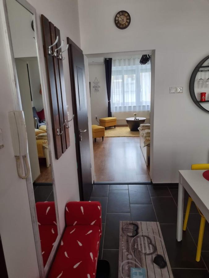 Flora Apartman Apartment Szeged Exterior photo